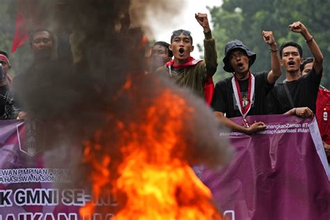 The 2019 Jakarta Protests: A Symphony of Discontent Orchestrated by Rising Fuel Prices and Socioeconomic Inequalities