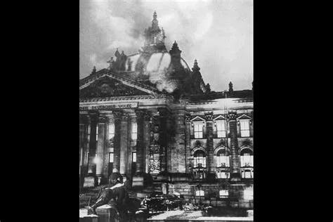  Den berömda Reichstagsbranden: En tragedi som formade Tysklands öde under Weimarrepubliken